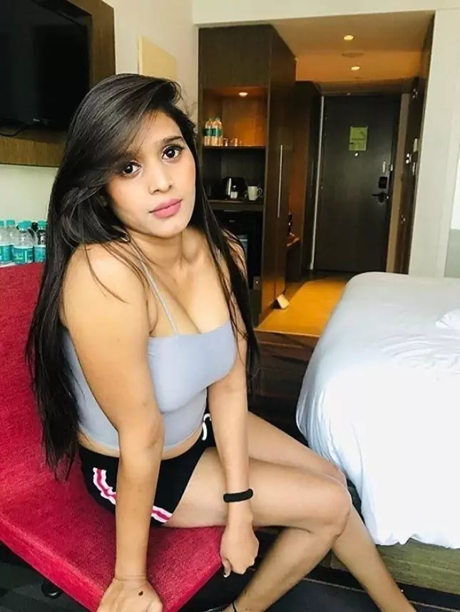 कॉल गर्ल्स सर्विस नल्लागंडला